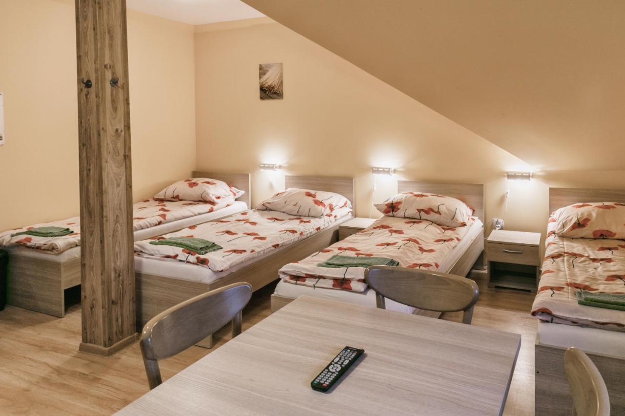 Bed and breakfast Karczma-Koszwice Extérieur photo