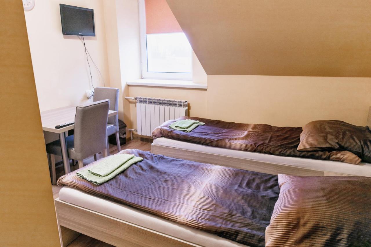 Bed and breakfast Karczma-Koszwice Extérieur photo